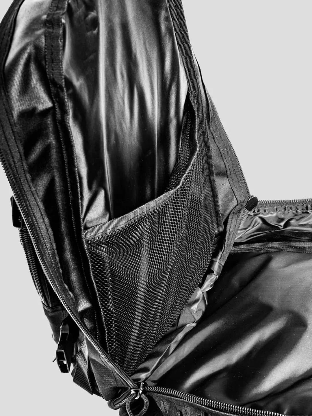45L Tactical Outdoor Sırt Çantası Siyah Kamp Seyahat Dağcılık Günlük Kullanım 8